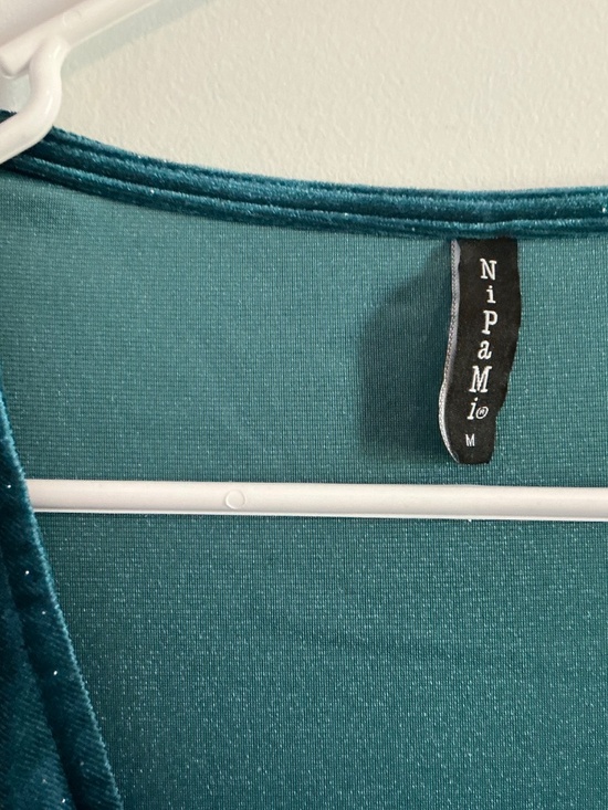 Beautiful turquoise sequined sexy party dress - Picture 7 of 8